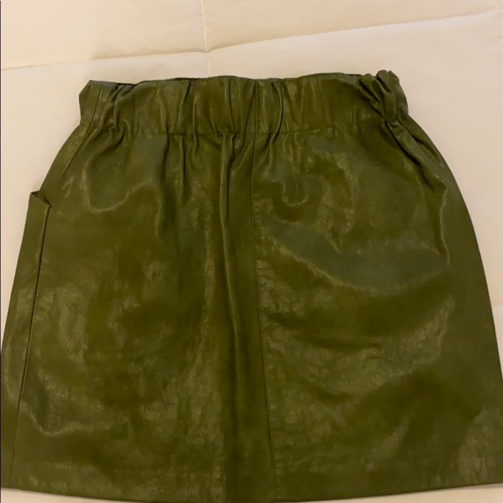 Never worn before Zara Leather skirt!